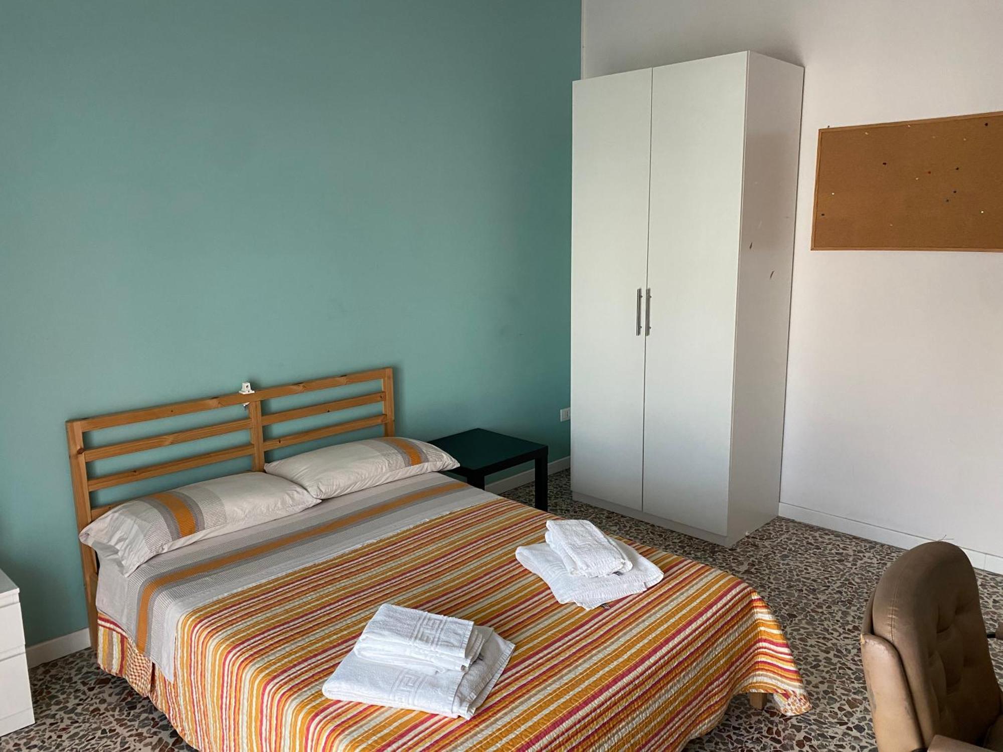 Giuffrida Apartment Rooms Катания Экстерьер фото